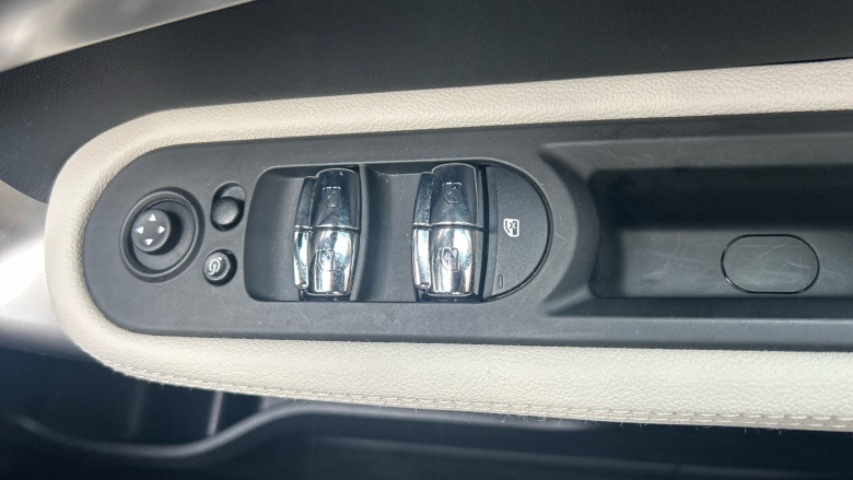 MINI Countryman 2.0 John Cooper Works Premium Plus ALL4 5dr Auto Petrol Hatchback